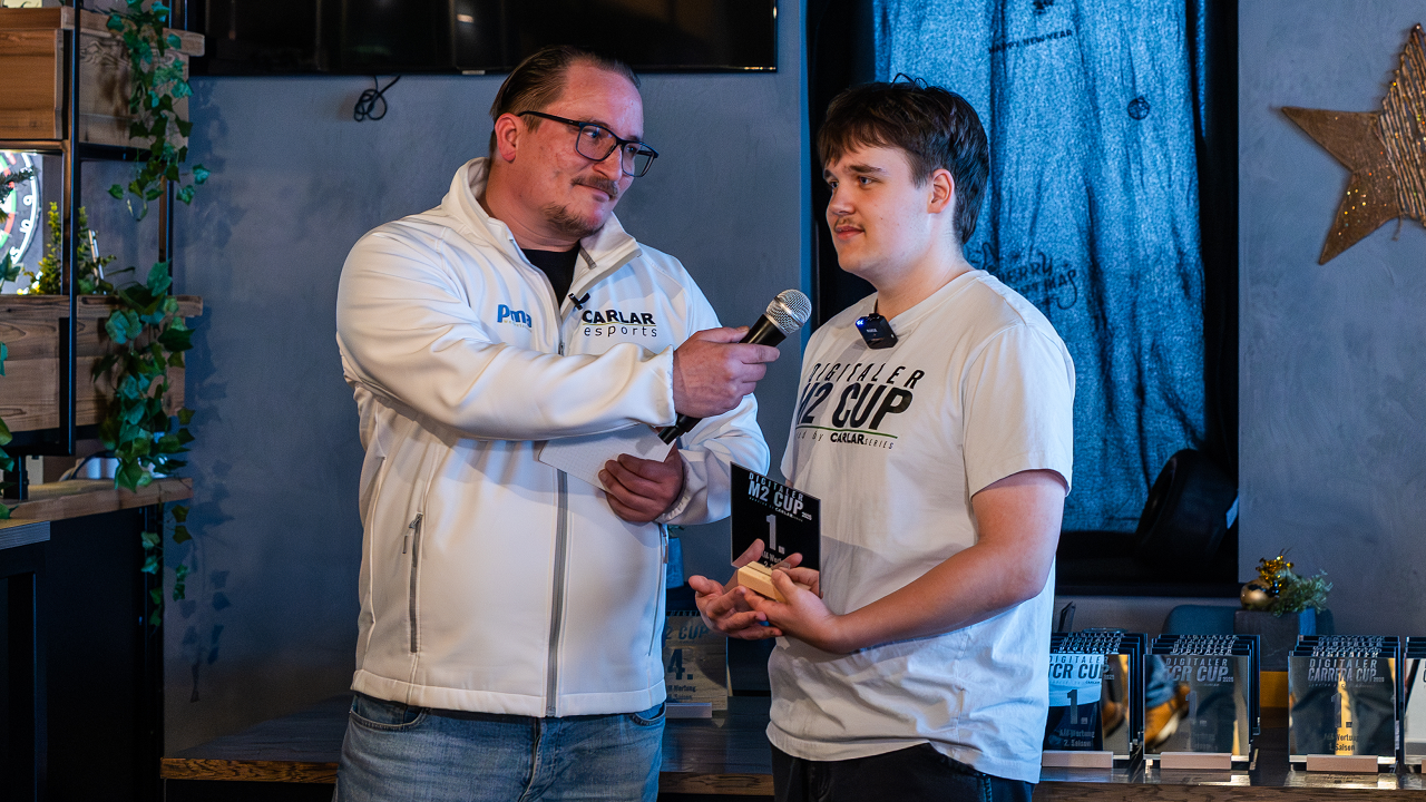GABRIEL SCHMIDT JETZT AUF PORSCHE 911 CUP
